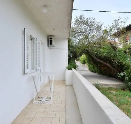 Apartment Modern Milatic